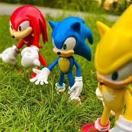 Action Toy Figures 5pcs Set Cute Sonic PVC Character Toy Hedgehog Shadow Tail Figure 14cm Model Dolls Children Animal Toy Birthday Gift T240506