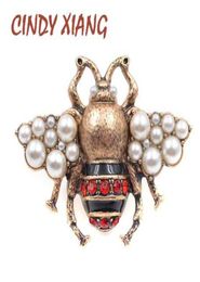CINDY XIANG New Fashion Pearl Bee Brooches for Women Antique Gold Color Brooch Pin Vintage Style Jewelry High Quality Insect2933982