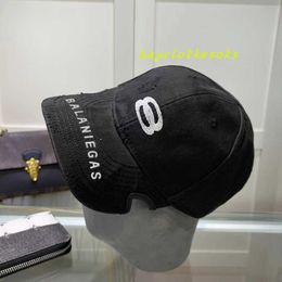 Sports Baseball Caps Hip Hop European And American Street Trends Play Handsome Fashion Luxury Brand Hats Alphabet Embroidery Designer Hats SQU3