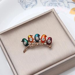 Brooches Cute Little Bird Colourful Brooch Exquisite Fashion Animal Clothing Accessory Pin