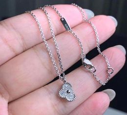 S925 silver charm pendant bracelet with six flowers design and sparkly diamond in platinum color for women wedding jewelry gift ha4738837