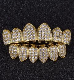 Luxury Design Diamond Teeth Grillz Gold Vampire Fangs CZ Grillz for Men Women Top Bottom Grillz with Moulding Bar2723449