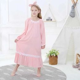 Pajamas Childrens pink long sleeved cotton pajamas girls soft princess pajamas childrens lace patch work pajamas 3-14Y ws1405L2405