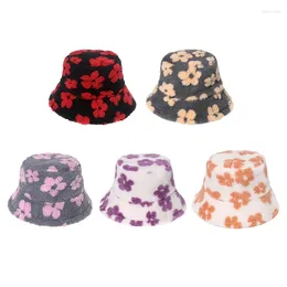 Berets Lamb Wool Bucket Hat Flower Plush Fisherman Caps Face Ear For Protection Wide Brims Cover