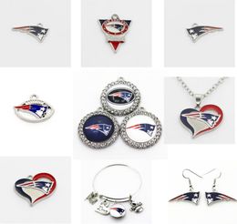 US Football Team New England Charms Dangle Charms Sports DIY Bracelet Necklace Pendant Jewelry Hanging Charms7935933