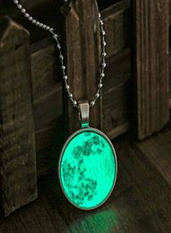 Vintage Long Moon Glow in the Dark Necklace for Women Jewellery Cabochons Lunar Pendant Orcence Light81671613051365