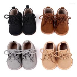 First Walkers Born Baby Shoes Lace Up Classic British Style Non Slip Rubber Soft-soled Flat For Boys Infant Prewalker Walking