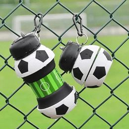 550ml Foldable Football Kids Water Bottles Portable Sports Water Bottle Football Soccer Ball Shaped Water Bottl Silicone Cup 240507