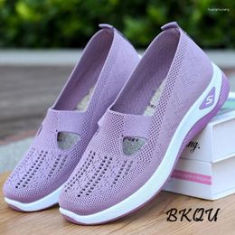 Casual Shoes BKQU 2024 Summer Old Beijing Cloth Breathable Mesh Surface Women's Non-slip Sole High Quality Woven