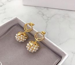 Pearl Earrings Retro Gold Earring Women Designer Jewellery Letters Ladies Ear Studs Luxurys Earing D226293F6506275