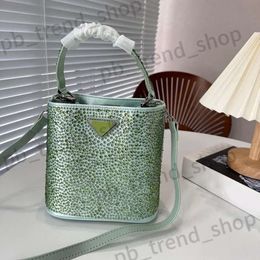 designer bag tote bag diamond wallet hobos handbag luxury Inverted triangle shoulder bags beach saddle purse triangle makeup bag 833