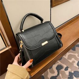 Shoulder Bags Ladies Handbag Fashion Bag Retro Stone Pattern Lady Casual Female Mobile Phone Wallet Zipper Messenger