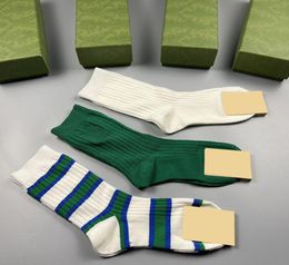Men Brand Letter Socks Fashion Embroidery Designer Stockings Luxury Soft Touch Warm Couple Sport Sock Hosiery2386439