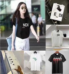 Summer Men Women Designers T Shirts Loose Oversize Tees Apparel Fashion Tops Mans Casual Chest Letter Shirt Luxury Street Shorts Sleeve Clothes Mens Tshirts s-4XL a12