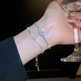 Bangle Luxurious Full of Rhinestone Square Bracelets For Women High Quality Geometry Crystal Bracelet 2023 Fashion Wedding Jewelry Gift