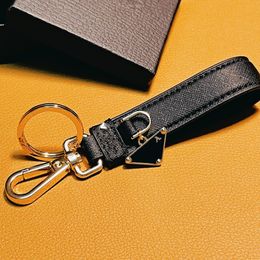 New Luxury Brand Designer keychain Men women fashion Triangle Keyring Car key chains Lovers Gift Keychain Accessories