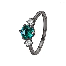 Cluster Rings 2024 Selling S925 Silver Emerald Diamond Ring In Europe And America A Minimalist Design For Women's Accessory Zirconia