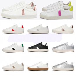 2024 New Shoes French Brazil Green Low-carbon Life V Organic Cotton Flats Platform Sneakers Women Casual Classic White Designer Shoes Mens Loafers 36-45 T58