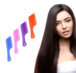 1Pc Wide Tooth Handle Hairdressing Salon Antistatic Plastic Hair Comb Detangling9877393