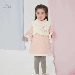 Flickas klänningar dave bella barns rosa klänning vinter ny baby flicka mode söt tecknad prinsessan stickad klänning db4237121l240508