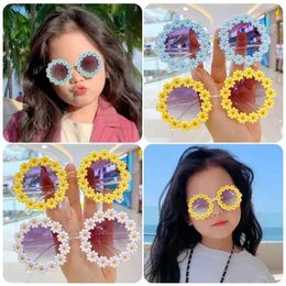 Sunglasses Summer ldren Cute Acrylic Outdoor Sunscreen Sunglasses for Baby Girls Classic Sunglasses for Children UV400 Sunglasses H240508