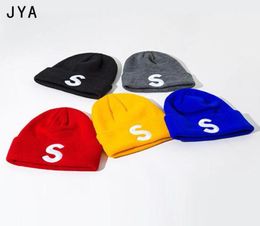 High Quality Knitted Casual Fashion Beanie Winter Hats For Women Solid Color Autumn 2021 Tops Men Gift Adult BeanieSkull Caps8899330