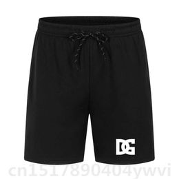 Men's Shorts White and black printed summer mens trendy shorts casual new mens slim fitting cropped pants T240507