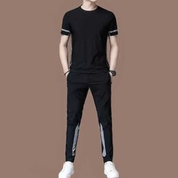 Men's Tracksuits Pant set Smooth top sportswear jogging sportswear mens sportswear hot mens T-shirt outdoor short sleeved quarter sleeveL2405