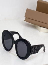 Designer Oval plaid Sunglasses Men Women Vintage Cheque black Shades Driving Polarised Sunglass metal Hinged big LOGO 4370 Fashion 7517379