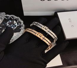 18k Gold Bangle 925 Silver Luxury Bangle Fashion Jewellery Girl Love Letter Bracelet Designer Accessories Couple Family Gift Box4124607