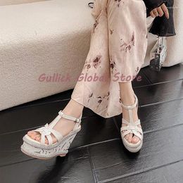 Dress Shoes 2024 Arrival Genuine Leather Round Toe T Strap Platform Rhinestone Ankle Buckle Sandals Summer Height Increasing Soft