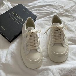 Casual Shoes Women's Canvas Big Head Thick Sole Lace Up Retro Little White Board Low Top Flat