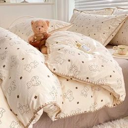 Bedding sets Cute Cartoon Bear Bedding Set Simple Duvet Cover Bed Sheets Pillowcase Twin Full Queen Size Cartoon Bed Linen For Kids Adult J240507