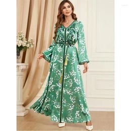 Ethnic Clothing Autumn Abaya For 2024 Elegant Muslim Floral Embroidery Long Maxi Dress Turkey Eid Party Ramadan Dubai Kaftan Gown Vestidos