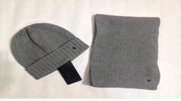 1set autumn winter man beanie Cool Knitted cap woman Knitting hat Unisex warm hats classic caps black knitt ed hat scarf5673161
