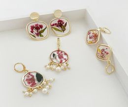 Dangle Chandelier Minar Bohemia Red Dried Flower Resin Drop Earring Floating Pressed Floral Pearls Tassel Earrings Summer Beach 9097443