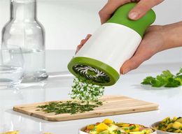 New Fruit Vegetable Cutter garlic press Herb Grinder Spice Mill Parsley Shredder Chopper kitchen accessories 8687919