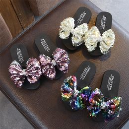 Fashion Sequin Bow Girl Slippers Princess Shoes Children Beach Slipper Girl Sandals Flats Non-slip Soft Kids Slippers 240422