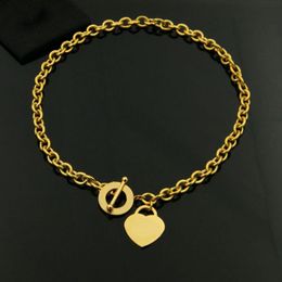 Gold Heart Halskette Designer Marke Luxusschmuck Frauen Anhänger Nencklaces Silberkette Japan und koreanischer Stil Edelstahl Halskette Liebhaber lieben Anhänger Geschenk