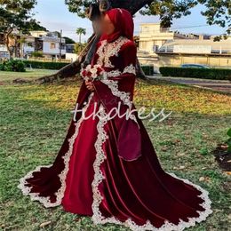 Traditional Burgundy Morrocan Evening Dress With Gold Appliques Velvet Muslim Arabic Dubai Prom Gowns Long Sleeve Formal Dress Indian Abaya 2024 Robe De Mariage