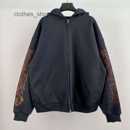 Sweater Flame designer 24SS hoodies Show men Paris hoodie Exclusive balencigs Graffiti Mens Cardigan sweater Sweatshirt Star Same TAFL