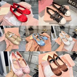 women Loafer designer Loafers miui Paris Ballet Designer Professional ballerinas Platform Bowknot Shallow Mouth Single flat sandals designer heel Dance Shoes