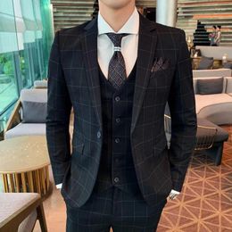 Men's Suits (Blazer Waistcoat Pants) Fashion Business Casual Trend Plaid Wedding British Style Presiding Gentleman Suit 3 Piece