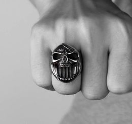 Fashion Jewelry Skull Rings Gothic Skeleton Punk Vintage Scar Jaw Stainless Steel Male Rings For Men Beer Bottle Opener5564326