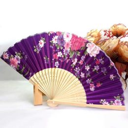 Chinese Style Products 1PC Vintage Hand Held Fans Silk Bamboo Folding Fans Ornament Dance Party Decoration Chinese Style Printing Hand Fans Props