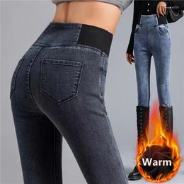 Women's Jeans 2024 Winter Thicken Warm Slim Denim Leggings Retro Skinny Pencil Trousers Casual Oversize 28-32 Elastic Waist Velvet Lined