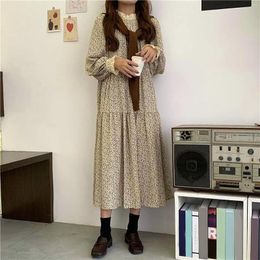 Casual Dresses Vintage Floral Print Loose Maxi Women Lace Spliced Korean Style Dress Autumn Long Sleeve Crewneck A Line