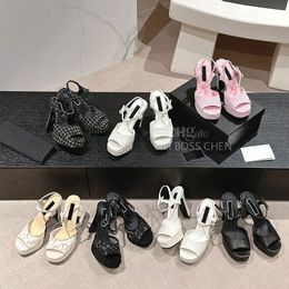 Sandali di tacco di top di alta qualità in pelle in pelle peep-toe caviglia alla caviglia tacchi a blocchi grosso scarpe elementi di lusso scarpe da ufficio a tacco alto con scatola 120mm