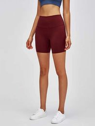 Lu Solid Color Nude Yoga Malign Shorts High Weist Hip Tide Sciped Pants Hot Pants Running Sport Riker Golf Tennis Tennis Stergings 6ec