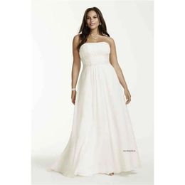 Plus Size Beach Wedding Dresses 2022 New Custom Made Court Train Sleeveless Strapless Pleats Empire Waist Elegant Chiffon Bridal Gowns W190 0509